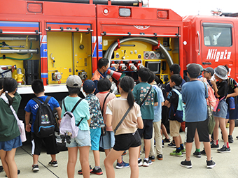 施設見学