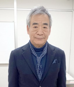 国井雅比古氏写真_バストアップ
